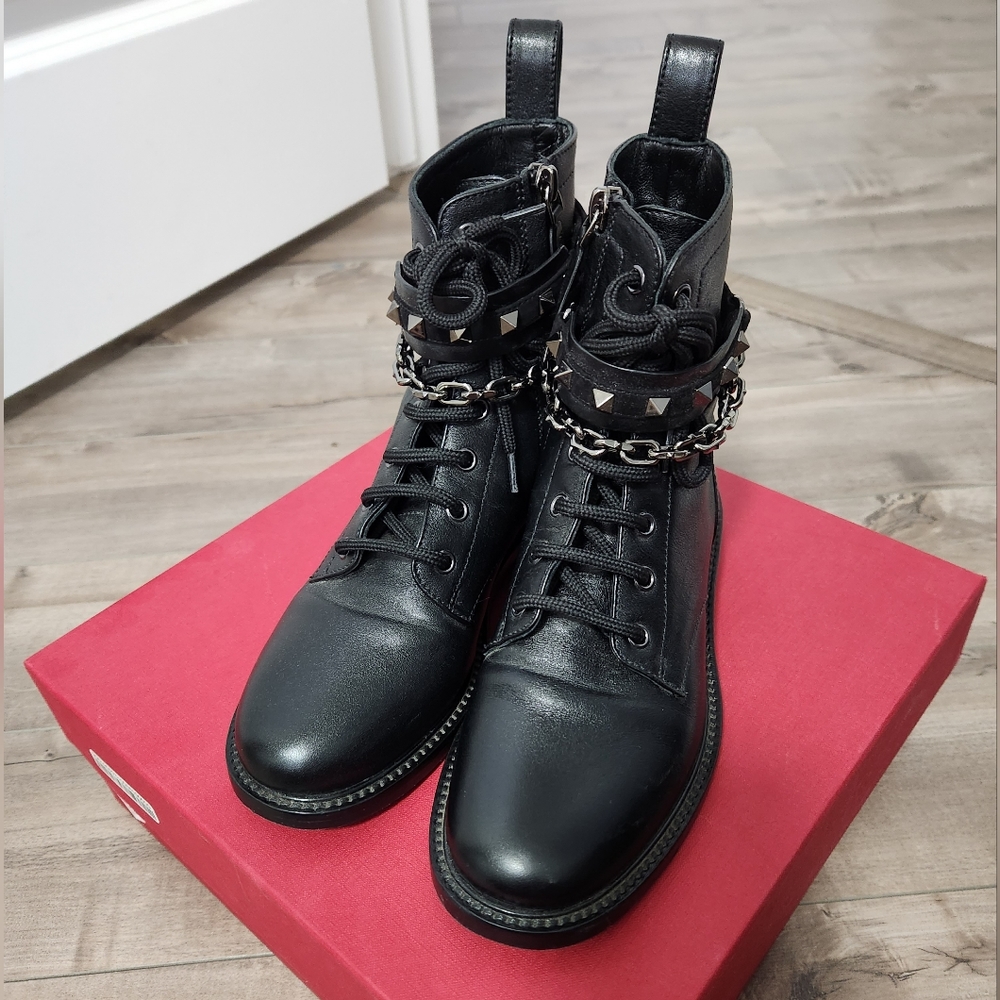 Valentino Rockstud Chain Lace Up Combat Boots
